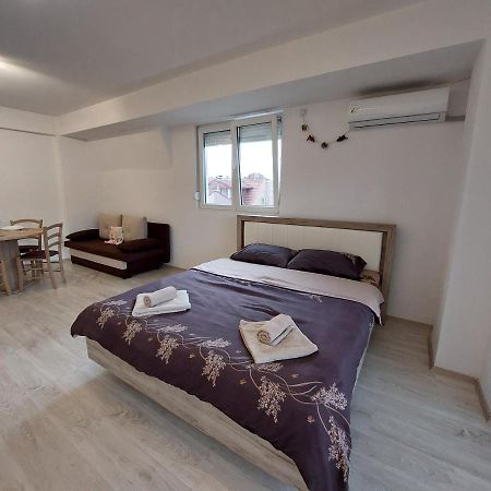 Dzusy Apartments Ohrid Esterno foto